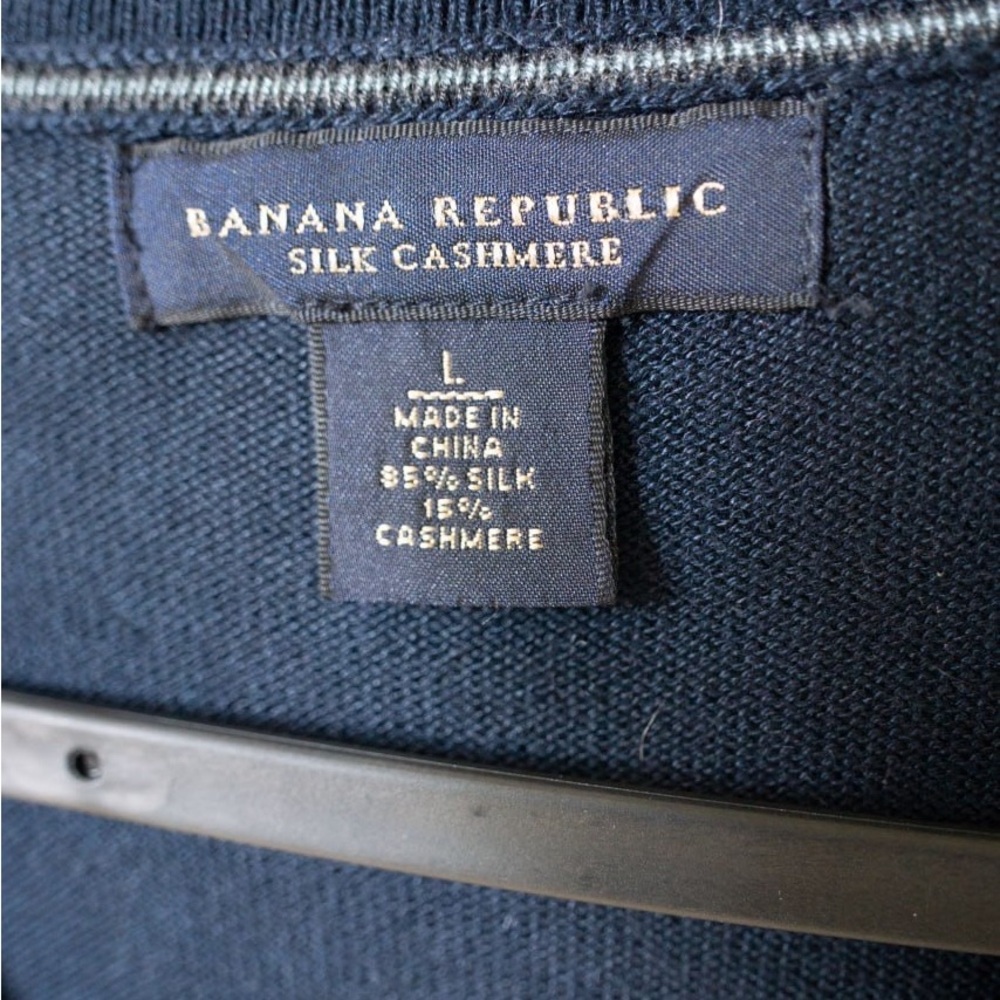 Banana Republic Argyle Sweater Vest Silk Cashmere Navy Blue Preppy - Picture 4 of 7